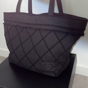 Authentic Chanel Black Raw Edge Tote 🖤